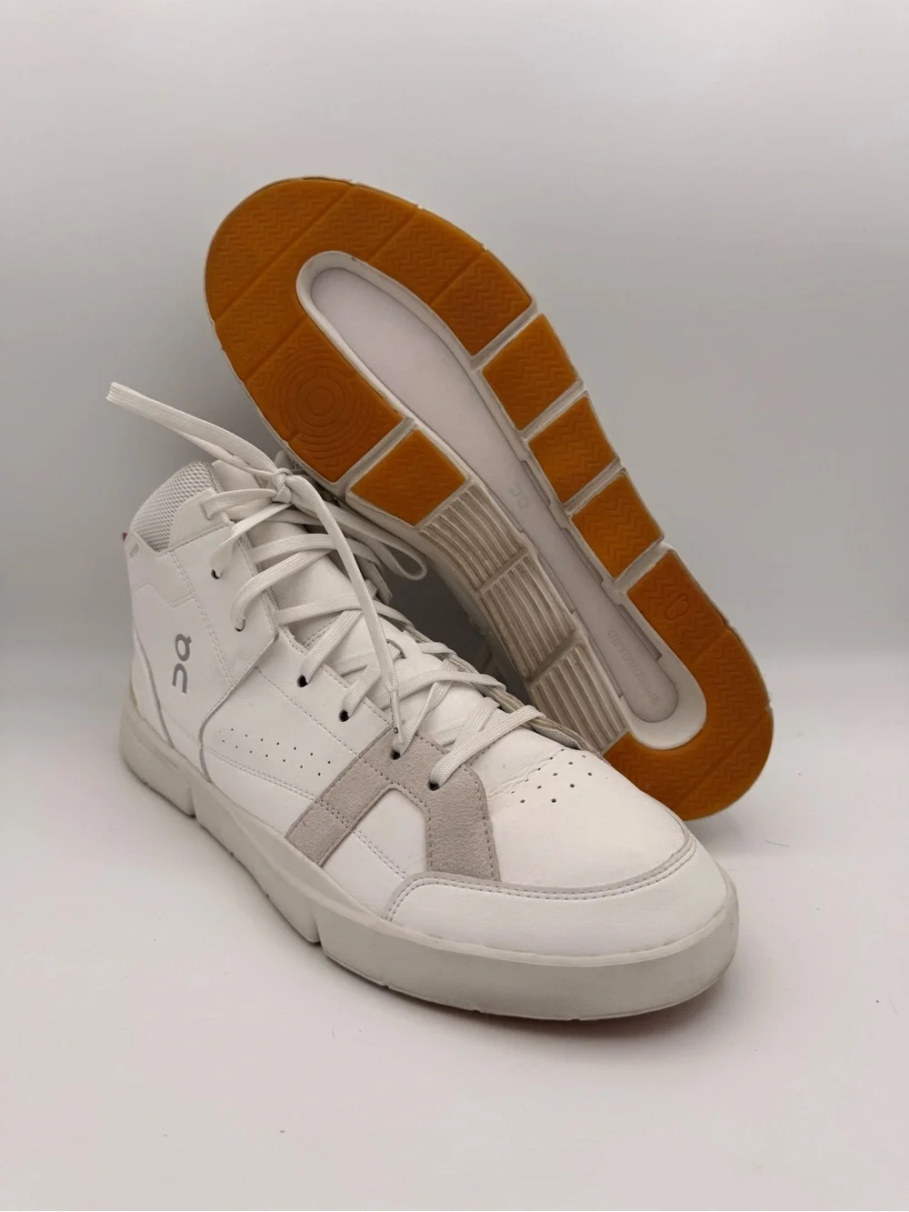Men's On The Roger Clubhouse Mid-Top White Sand Leather Athletic Shoes Size 13